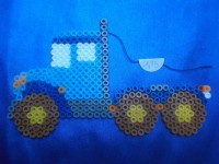 /album/perles-hama-transports/tracteur-bleu-de-camion-jpg1/